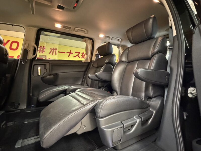ELGRAND エルグランド 350ハイウェイスター アーバンクロム ブラックレザー 【特別仕様車】