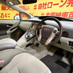 PRIUS　プリウス　Ｓ　LEDエディション　【特別仕様車】