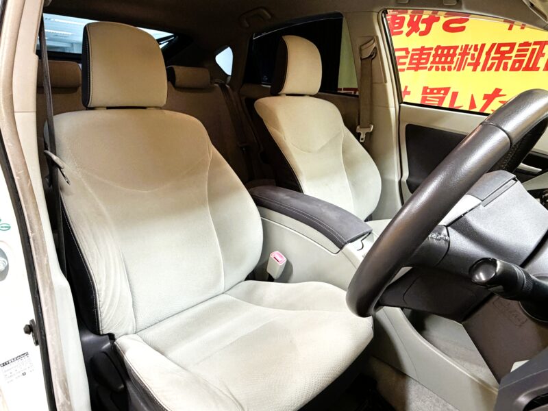 PRIUS プリウス S LEDエディション 【特別仕様車】