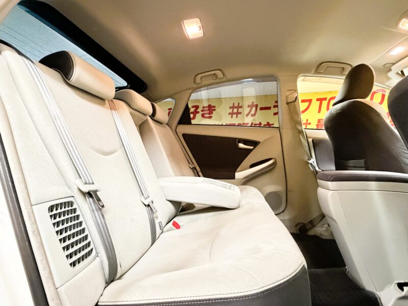 PRIUS プリウス S LEDエディション 【特別仕様車】