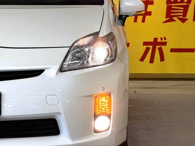 PRIUS プリウス S 【サンルーフ】【車検2年付】【タイヤ4本新品】
