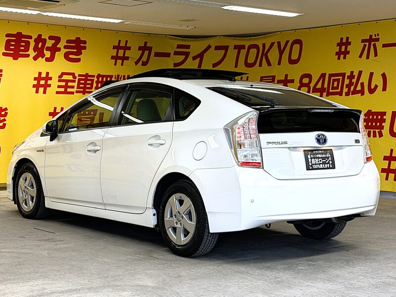 PRIUS プリウス S 【サンルーフ】【車検2年付】【タイヤ4本新品】