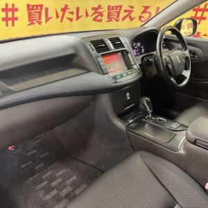 CROWN　クラウン　2.5 アスリート　ナビパッケージ　【車検２年付】【タイヤ４本新品】