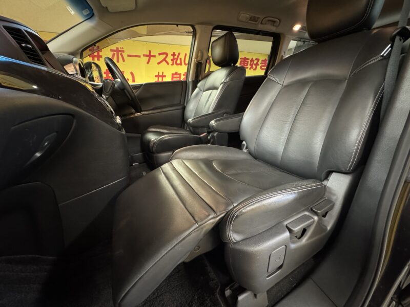 ELGRAND エルグランド ライダー黒本革シート マニュアルシート【総合評価優良車】【特別仕様車】