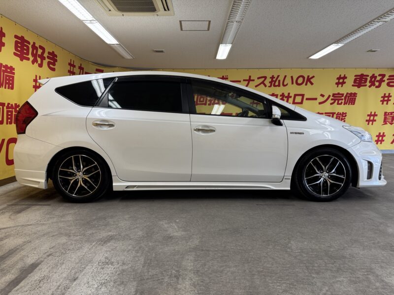 PRIUSα プリウスα S 【カスタム】【1年保証】