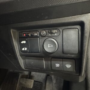 FREED　フリード　Ｇジャストセレクション　【４WD】【タイヤ４本新品】【ユーザー買取車】