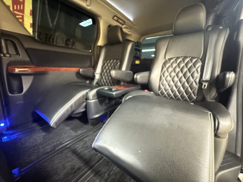 VELLFIRE ヴェルファイア 2.4Z プラチナセレクション【特別仕様車】【総合評価優良車】【カスタム】