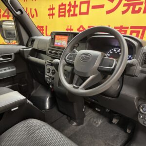 HIJET　ハイゼットカーゴ　クルーズ　【4WD】【車検2年付】