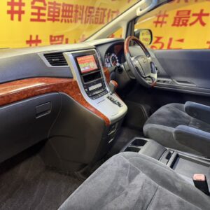 VELLFIRE　ヴェルファイア　2.4Zプラチナセレクション【特別仕様車】【カスタム】【タイヤ４本新品】【1年保証】