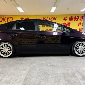 PRIUS　プリウス　Ｓ　【車検２年付】