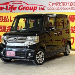 N-BOX　カスタム　【車検2年付】【タイヤ4本新品】
