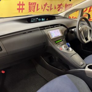 PRIUS　プリウス　Ｓ　【車検２年付】