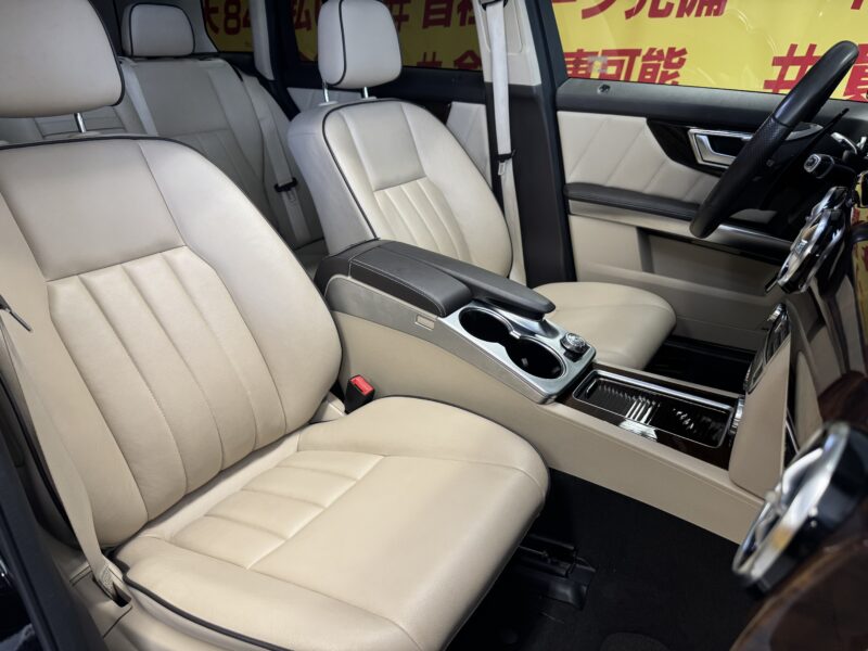 MERCEDES BENZ メルセデスベンツ GLK350 4マチック AMGスポーツPKG【総合評価優良車】【4WD】【車検2年付】