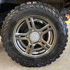 Jimny　ジムニー　クロスアドベンチャー【カスタム】【５MT】【４ＷＤ】【ターボ】