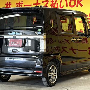 N-BOX　カスタム　【車検2年付】【タイヤ4本新品】