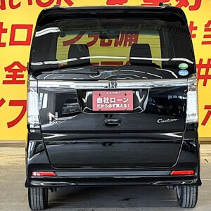 N-BOX　カスタム　【車検2年付】【タイヤ4本新品】