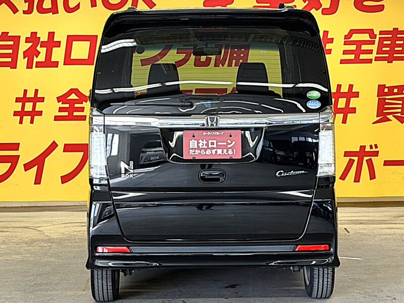 N-BOX カスタム 【車検2年付】【タイヤ4本新品】