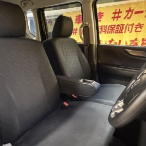 N-BOX　カスタム　【車検2年付】【タイヤ4本新品】