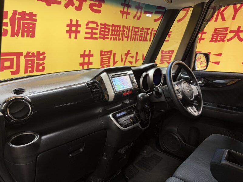 N-BOX カスタム 【車検2年付】【タイヤ4本新品】