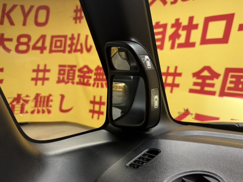 N-BOX カスタム 【車検2年付】【タイヤ4本新品】