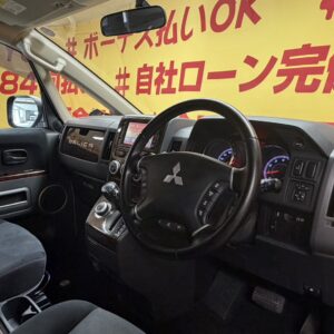 DELICA　デリカD5　エクシード２　【4WD】【カスタム】【特別仕様車】【車検2年付】【月々3万円台～OK】