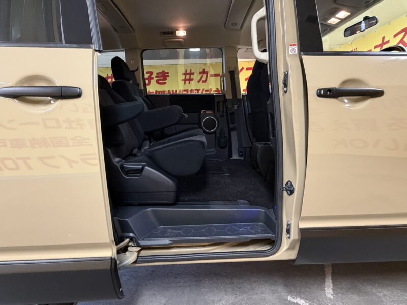 DELICA デリカD5 エクシード2 【4WD】【カスタム】【特別仕様車】【車検2年付】【月々3万円台~OK】