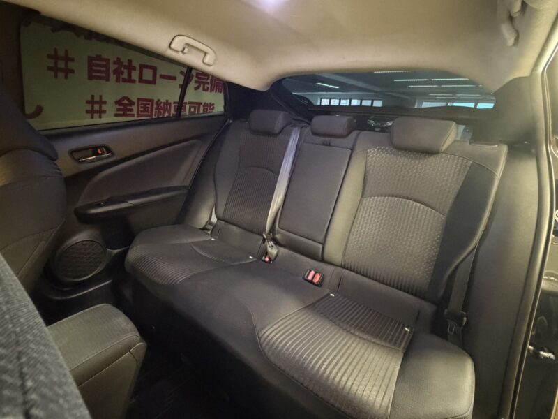 PRIUS プリウス S 【総合評価優良車】【カスタム】
