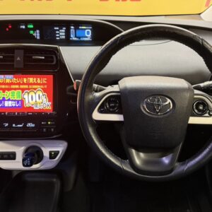 PRIUS　プリウス　S　【総合評価優良車】【カスタム】