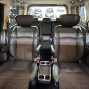 ELGRAND エルグランド ２５０ハイウェイスター【車検２年付】