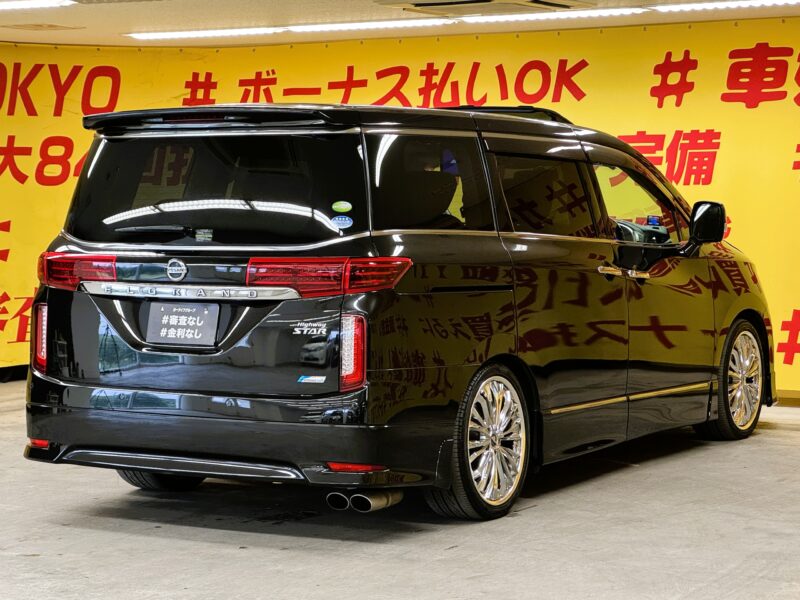 ELGRAND エルグランド 350 ハイウェイスタープレミアム 【総合評価優良車】【カスタム】【4WD】【ワンオーナー】