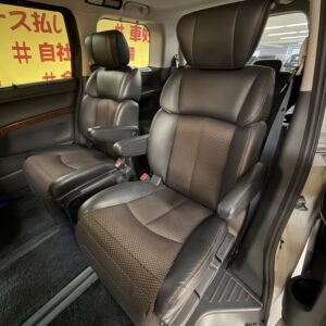 ELGRAND エルグランド ２５０ハイウェイスター　【車検２年付】