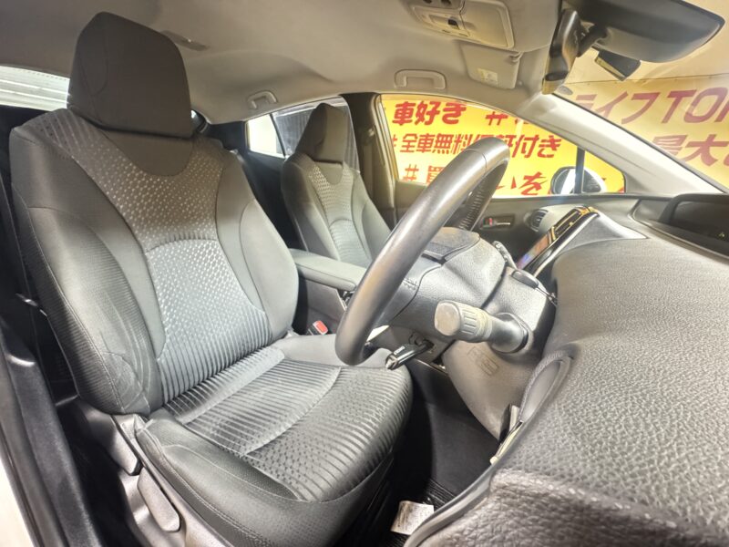 PRIUS プリウス Sセーフティプラス 【特別仕様車】【カスタム】【車検2年付】