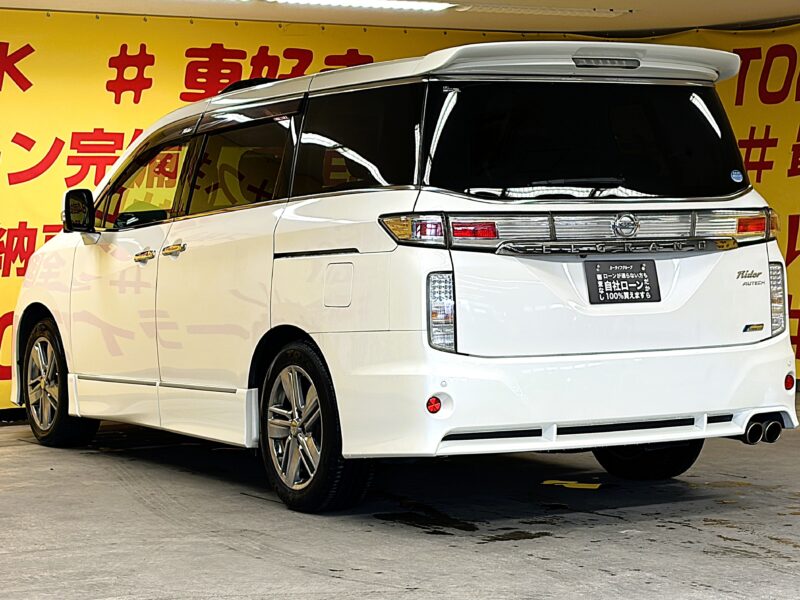 ELGRAND エルグランド ライダー 黒クロスシート マニュアルシート 【特別仕様車】【総合評価優良車】【車検2年付】