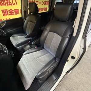 ELGRAND　エルグランド　ライダー 黒クロスシート マニュアルシート　【特別仕様車】【総合評価優良車】【車検２年付】