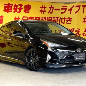 PRIUS　プリウス　Sセーフティプラス　【総合評価優良車】【特別仕様車】【カスタム】【車検2年付】