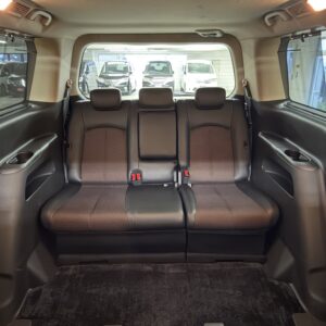 ELGRAND エルグランド ２５０ハイウェイスター【車検２年付】