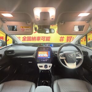 PRIUS　プリウス　Sセーフティプラス 【特別仕様車】【カスタム】【車検２年付】