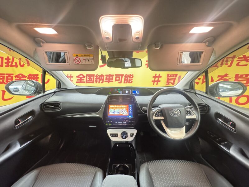 PRIUS プリウス Sセーフティプラス 【特別仕様車】【カスタム】【車検2年付】
