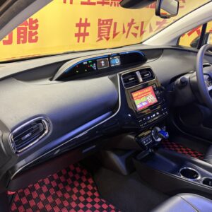 PRIUS　プリウス　Sセーフティプラス　【総合評価優良車】【特別仕様車】【カスタム】【車検2年付】