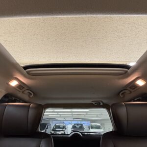 ELGRAND エルグランド ２５０ハイウェイスター【車検２年付】