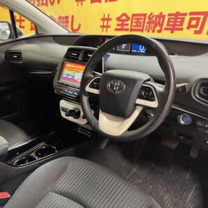 PRIUS　プリウス　Sセーフティプラス 【特別仕様車】【カスタム】【車検２年付】