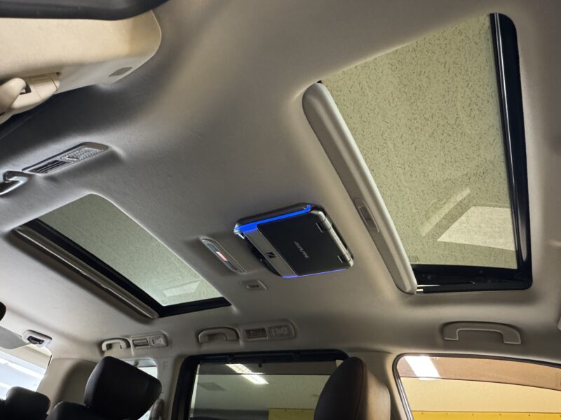 ELGRAND エルグランド 350 ハイウェイスタープレミアム 【総合評価優良車】【カスタム】【4WD】【ワンオーナー】
