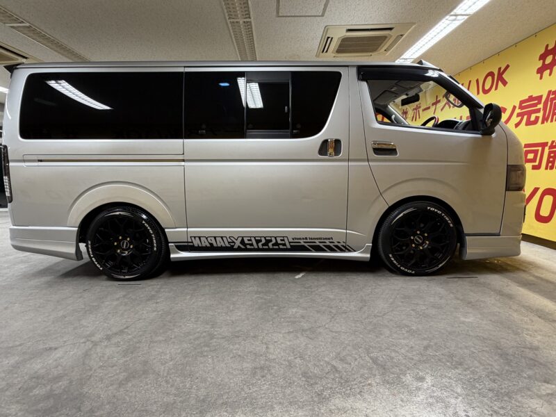 HIACE ハイエース スーパーGL 2型【総合評価優良】【カスタム】【車検1年付】