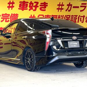 PRIUS　プリウス　Sセーフティプラス　【総合評価優良車】【特別仕様車】【カスタム】【車検2年付】