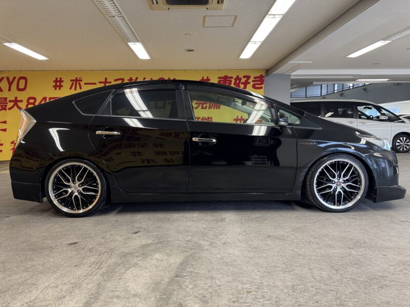 PRIUS プリウス S 【カスタム】