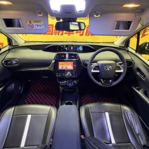 PRIUS　プリウス　Sセーフティプラス　【総合評価優良車】【特別仕様車】【カスタム】【車検2年付】