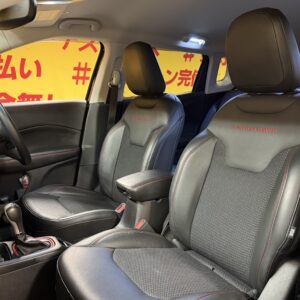 JEEP COMPASS　ジープ・コンパス　トレイルホーク【総合評価優良車】【限定特別仕様車】【４WD】【ワンオーナー】【車検２年付】