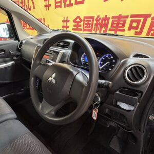 EKカスタム　M　e-アシスト　【車検2年付】　