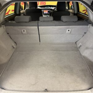PRIUS プリウス L 【ユーザー買取車】