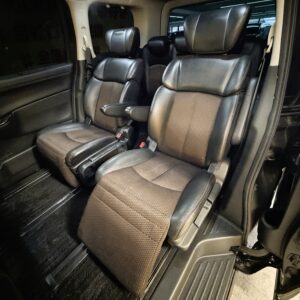 ELGRAND エルグランド 250ハイウェイスター【車検２年付】
